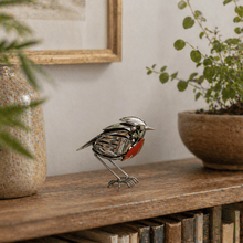 Carica l'immagine nel visualizzatore di Gallery, Rondine Magica d'Argento – Fatta a mano e resistente alle intemperie