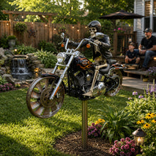 Lade das Bild in den Galerie-Viewer, Flammenreiter – Chopper-Windrad - Handgemacht 85 cm