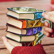 Carica l'immagine nel visualizzatore di Gallery, Tazza tridimensionale "Lettura felice" fatta a mano - l'originale
